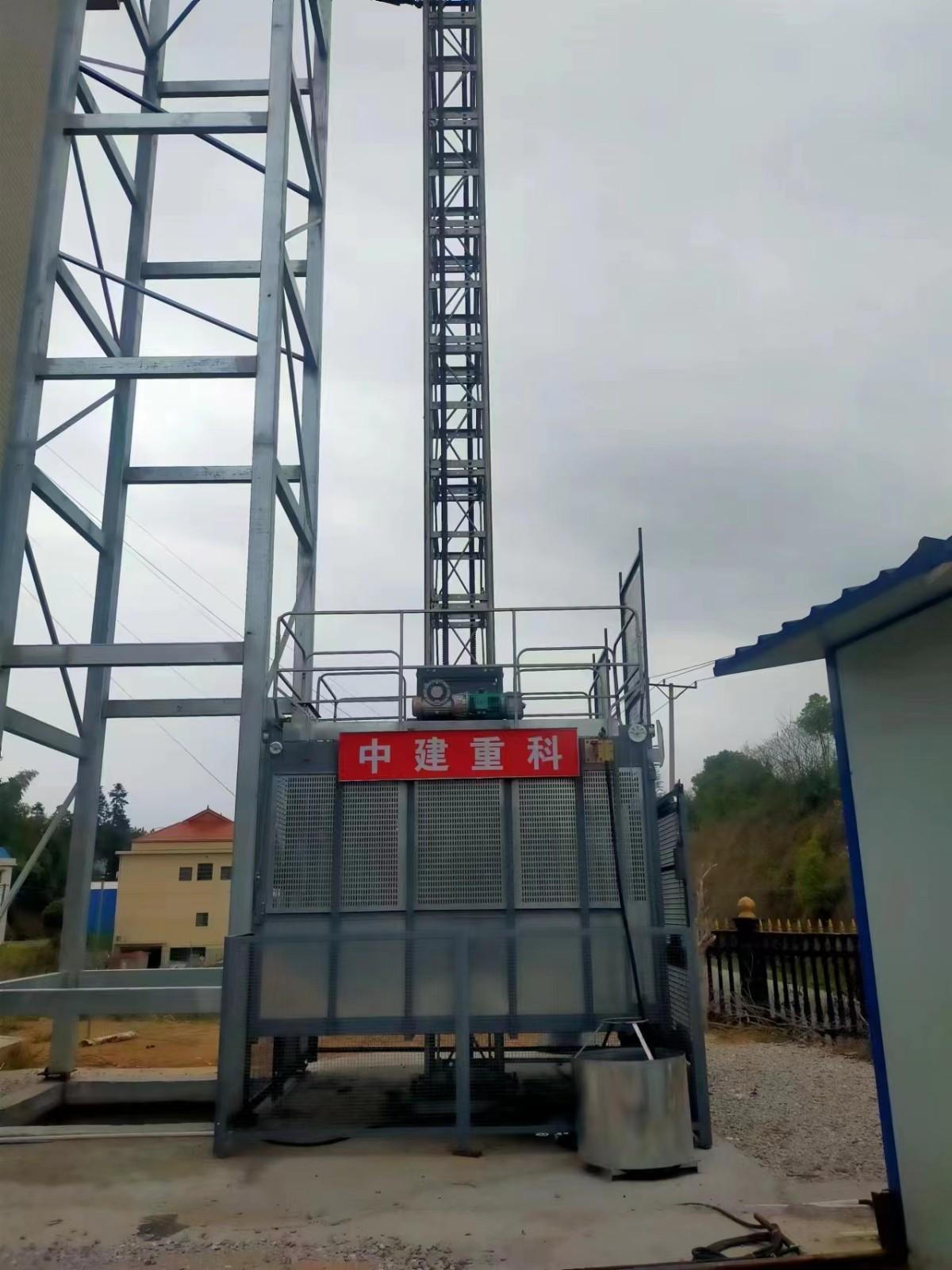 中建重科  钢锌  货梯  施工升降机  SCH100/100