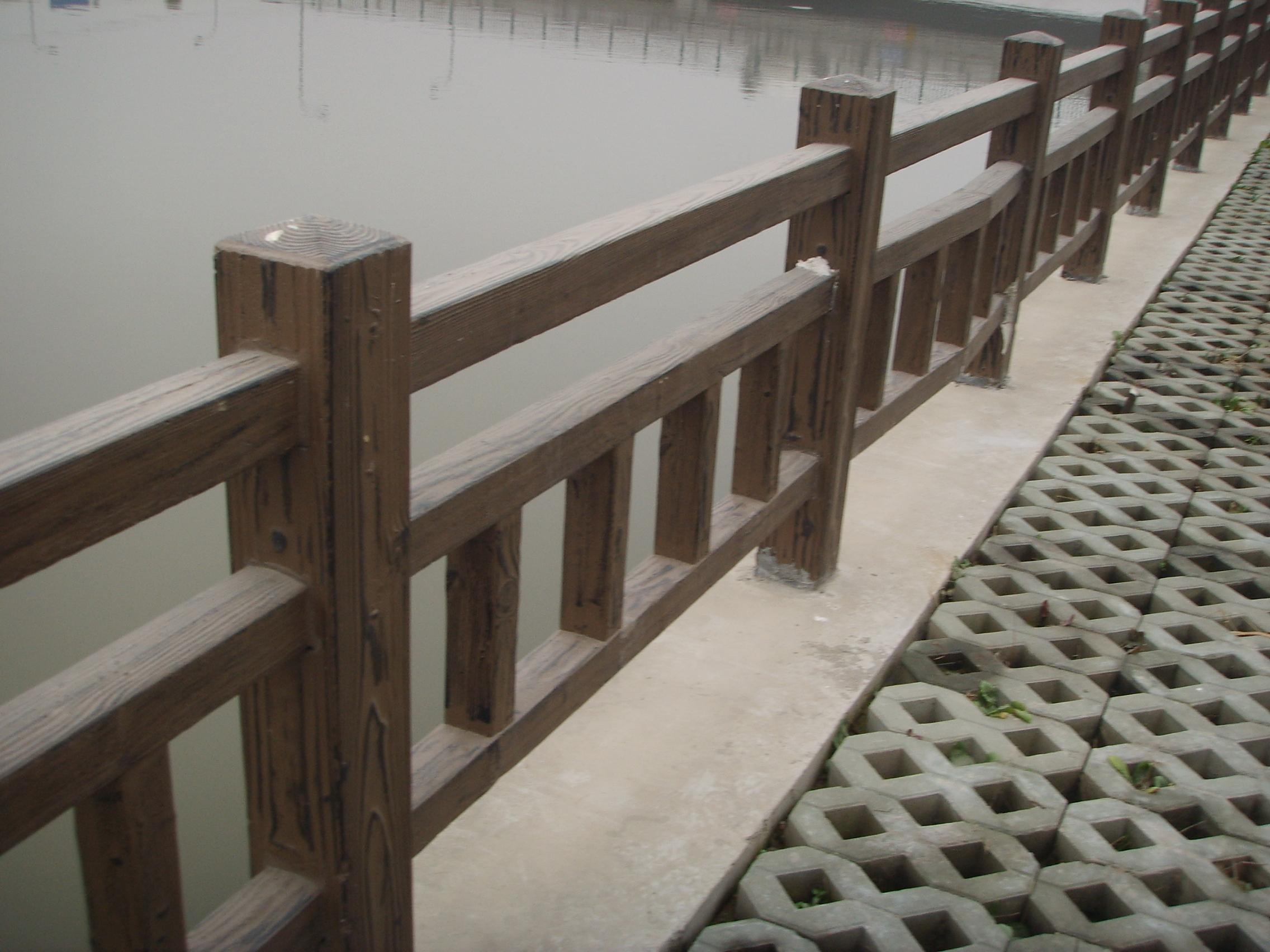 仿木栏杆，河道护栏，仿木桩