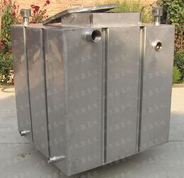 不銹鋼壓槽焊接水箱