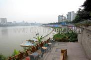 上海旗华码头提供很多种游艇码头、浮桥设计制造