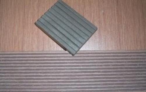 优质塑木地板
