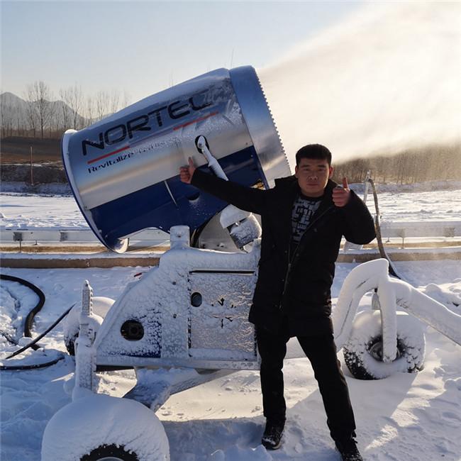 新疆滑雪场炮式造雪机设备 天山人工造雪机
