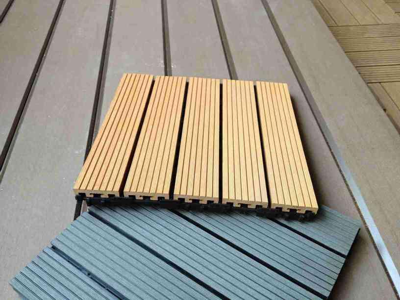 厂家大量现货供应 300*300*25 塑木拼花地板 环保木塑DIY拼花地板