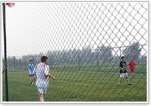 足球场地围栏网