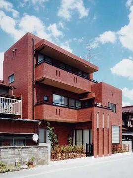 帕托思日式钢筋混凝土结构住宅别墅设计