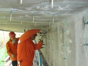 南海玻璃钢防腐公司厂房屋面补漏钢结构油漆防锈翻新公司