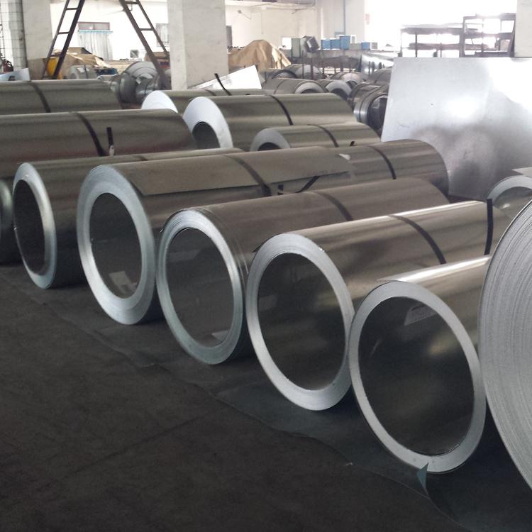 天津q235b镀锌钢板电力工业0.8镀锌钢板全新到货