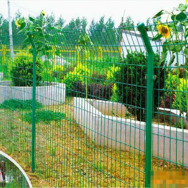 园林花坛围栏 市政绿地护栏 厂区隔离防护网 双边丝护栏