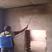 房屋内墙面沙灰用钥匙就能全部铲掉，水泥墙面掉沙灰怎么办？