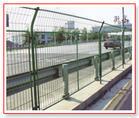 供应高速公路护栏网铁路护栏网防护网