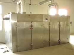 南京万杰臭氧机电设备厂专业生产各式热风循环烘箱。。。
