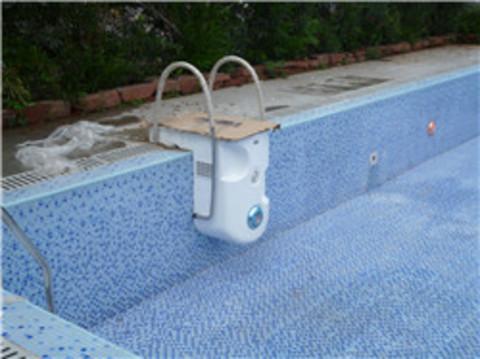 壁挂式游泳池水处理设备