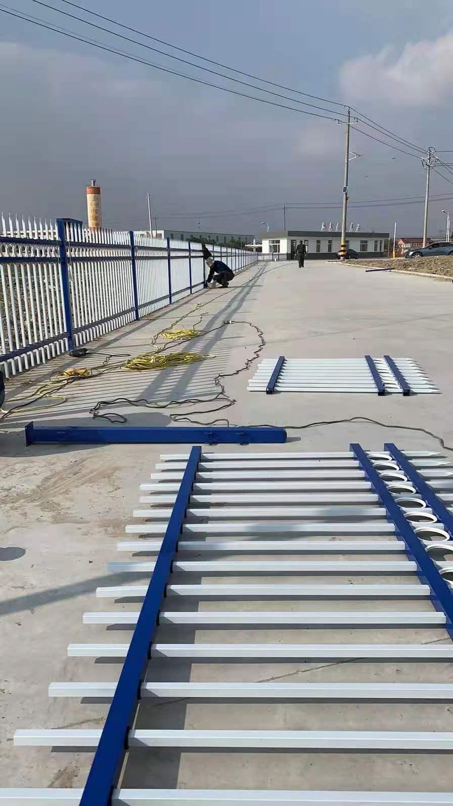 泰州护栏生产厂家 泰州锌钢栏杆 小区护栏
