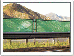 安平泰华供应各种型号钢板网、护栏网、隔离栅