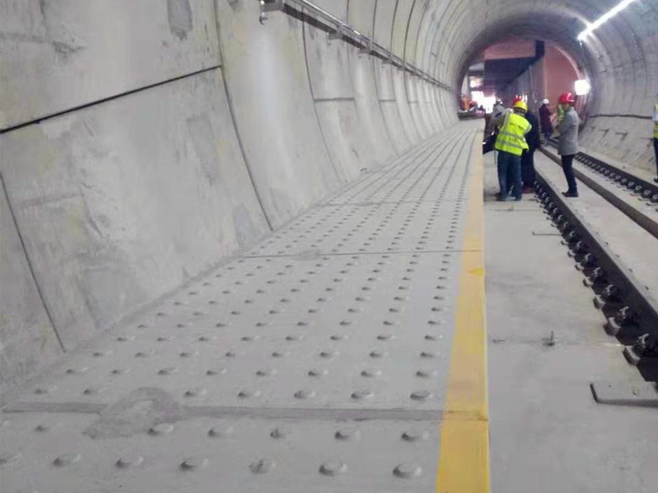 地铁疏散平台安全疏散通道选中力通