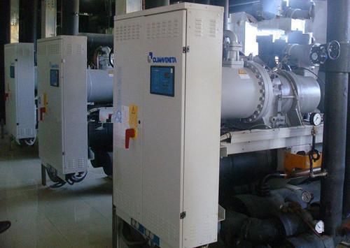 克莱门特地源热泵机组维修 蒸发器进水维修