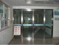 北京安装玻璃门地弹簧