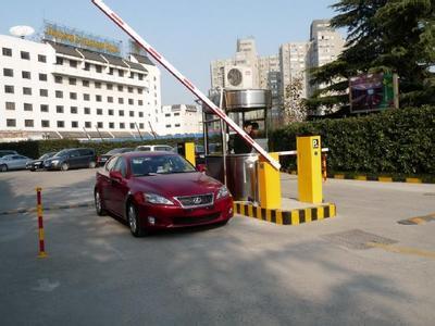 蓝牙停车场系统，QG-18智能停车场管理系统