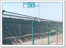 果园围栏，双边丝护栏网公路护栏网铁丝网栅栏安平护栏网厂