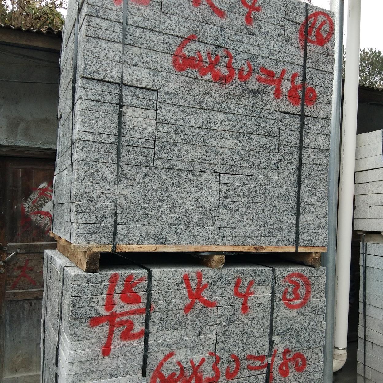 工程建设花岗岩芝麻白石材 衡阳3公分厚地铺板材