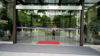  松江新城自动门维修  新桥玻璃门系统安装