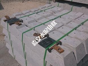 螺栓水泥轨与木枕的对比矿用螺栓水泥轨枕优势