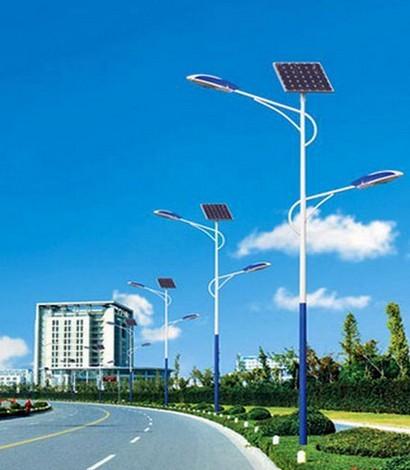 明光新农村安装了太阳能路灯
