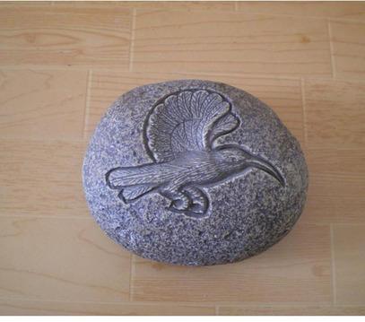 自然石仿古雕刻小鸟
