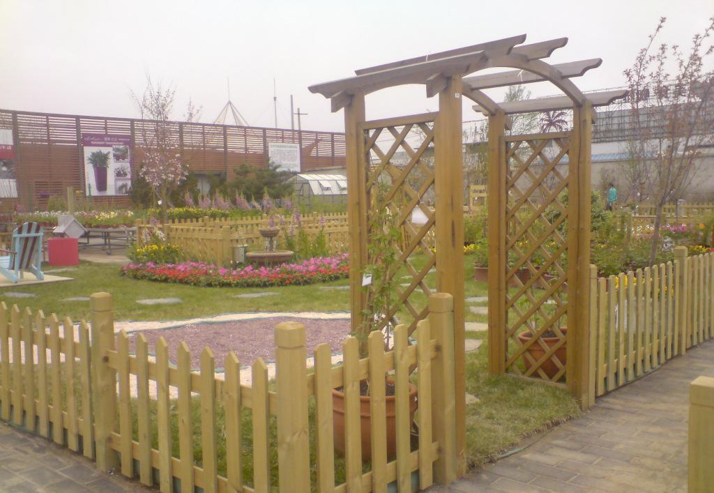 青岛防腐木结构庭园设计施工