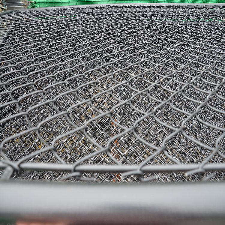 沈阳框架护栏网厂家供应球场围栏篮球场护栏