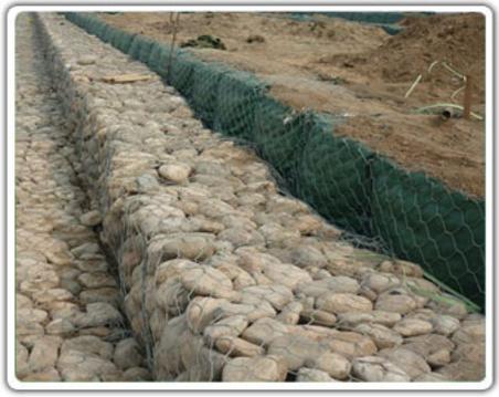 钢丝网石笼护垫专业水利河道防护