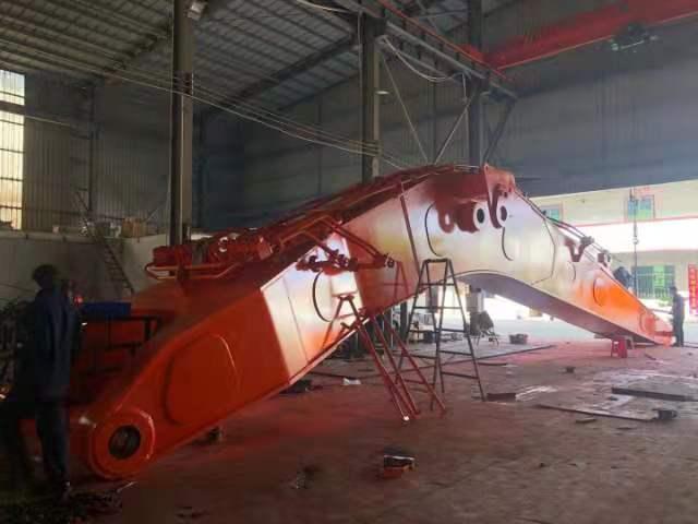 连云港供应日立18米挖掘机加长臂厂家