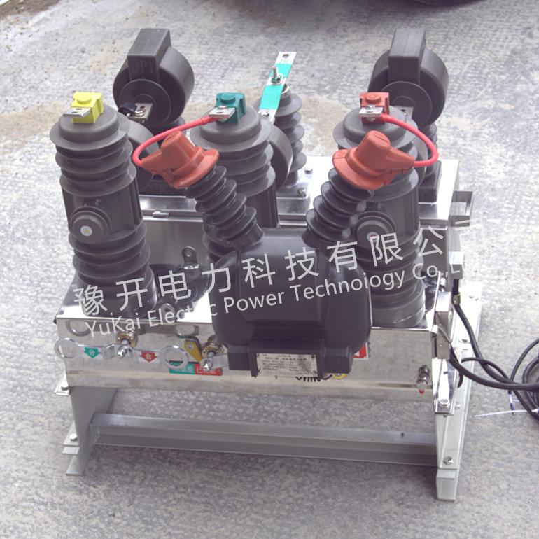 ZW43-12F/630A计量箱一体式 高压真空断路器