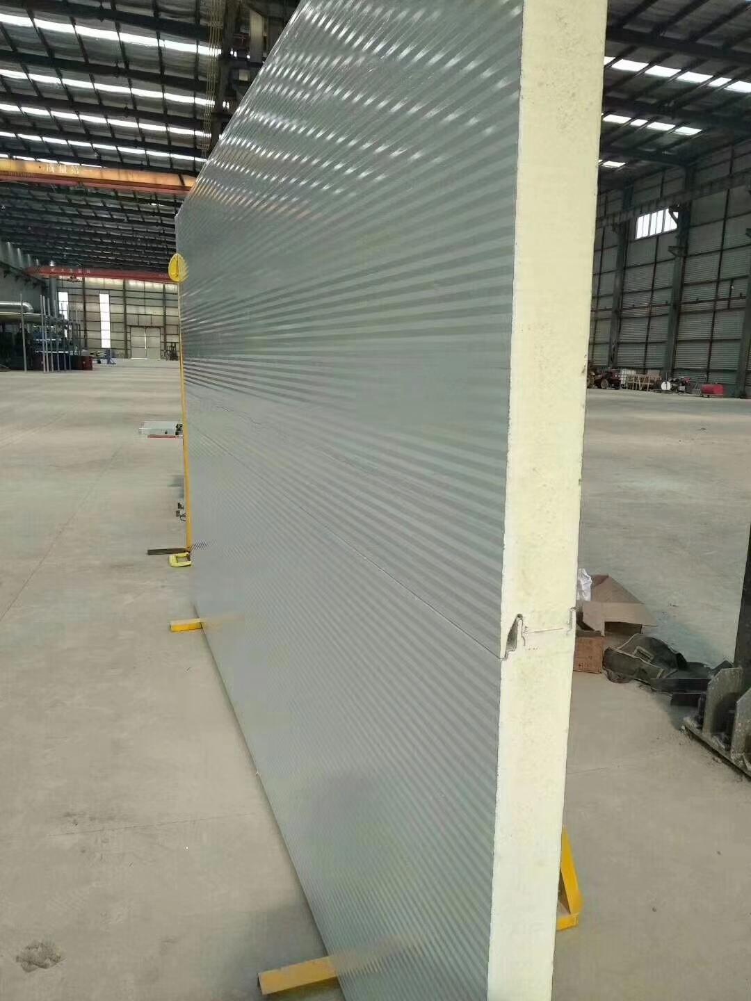 1000型聚氨酯夹芯保温复合墙面板