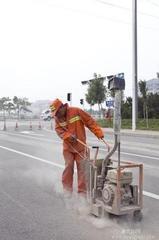 北京公路经向纬向不规则的接缝就用路宜生灌缝胶