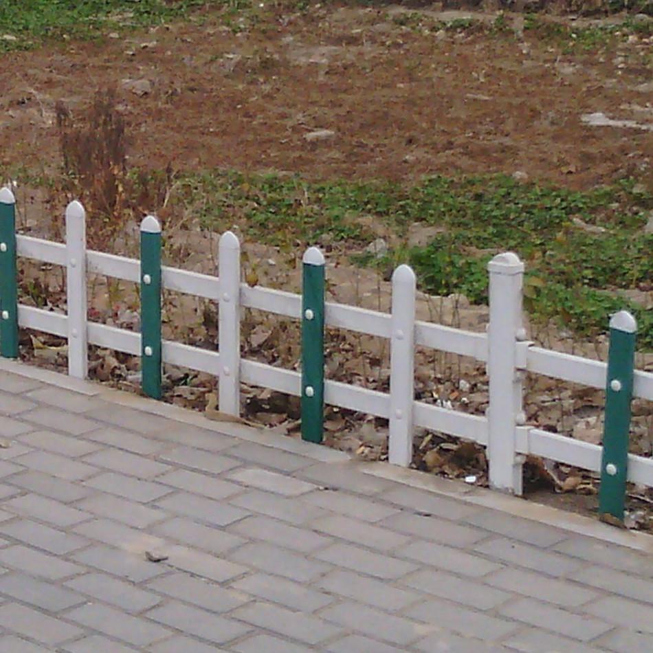 厂家直销优质园林绿化白色pvc塑钢草坪护栏
