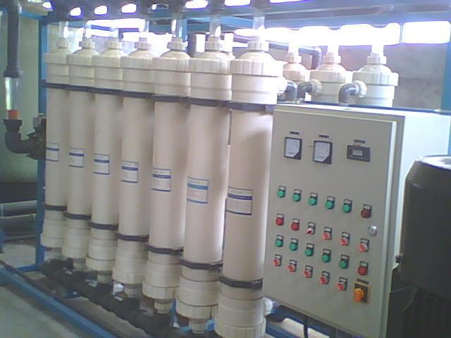 专业生产销售自来水净化设备，UF超滤机