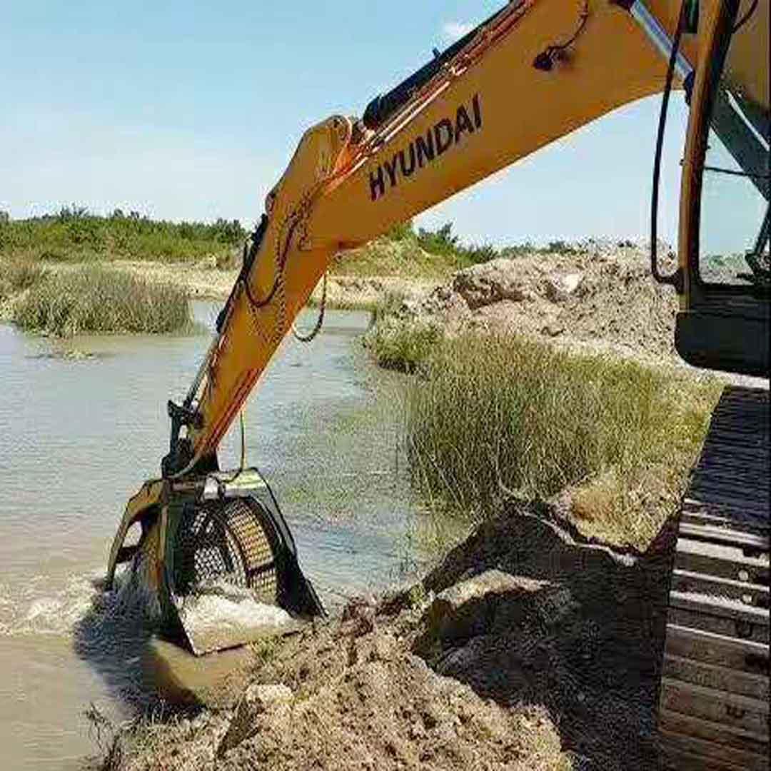 河道水洗河卵石 挖掘机分离斗处理筛选