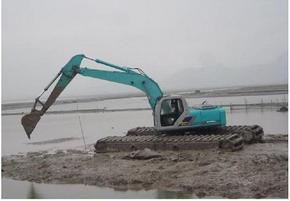 小松215水上挖掘机出租水挖机租赁