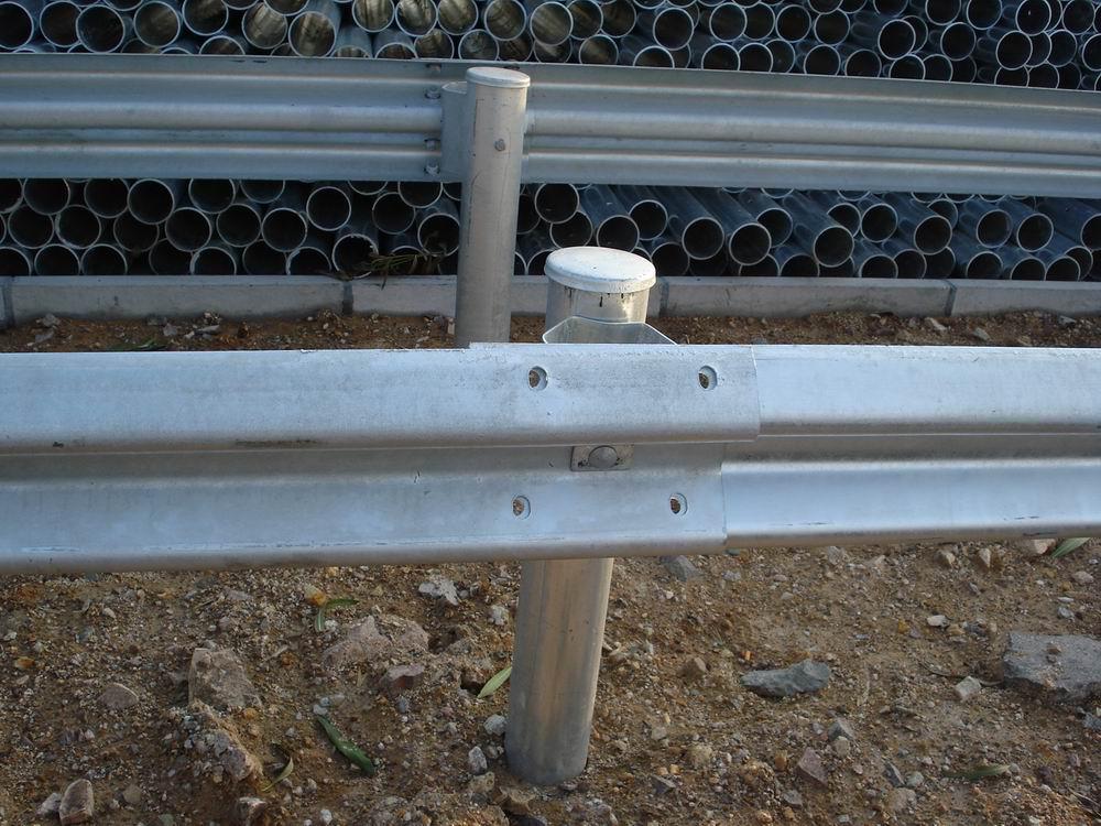 广西公路护栏板厂家直销|公路护栏板|南宁高速公路护栏板