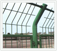 供应护栏网,公路护栏网,铁路护栏网-安平东风护栏网厂