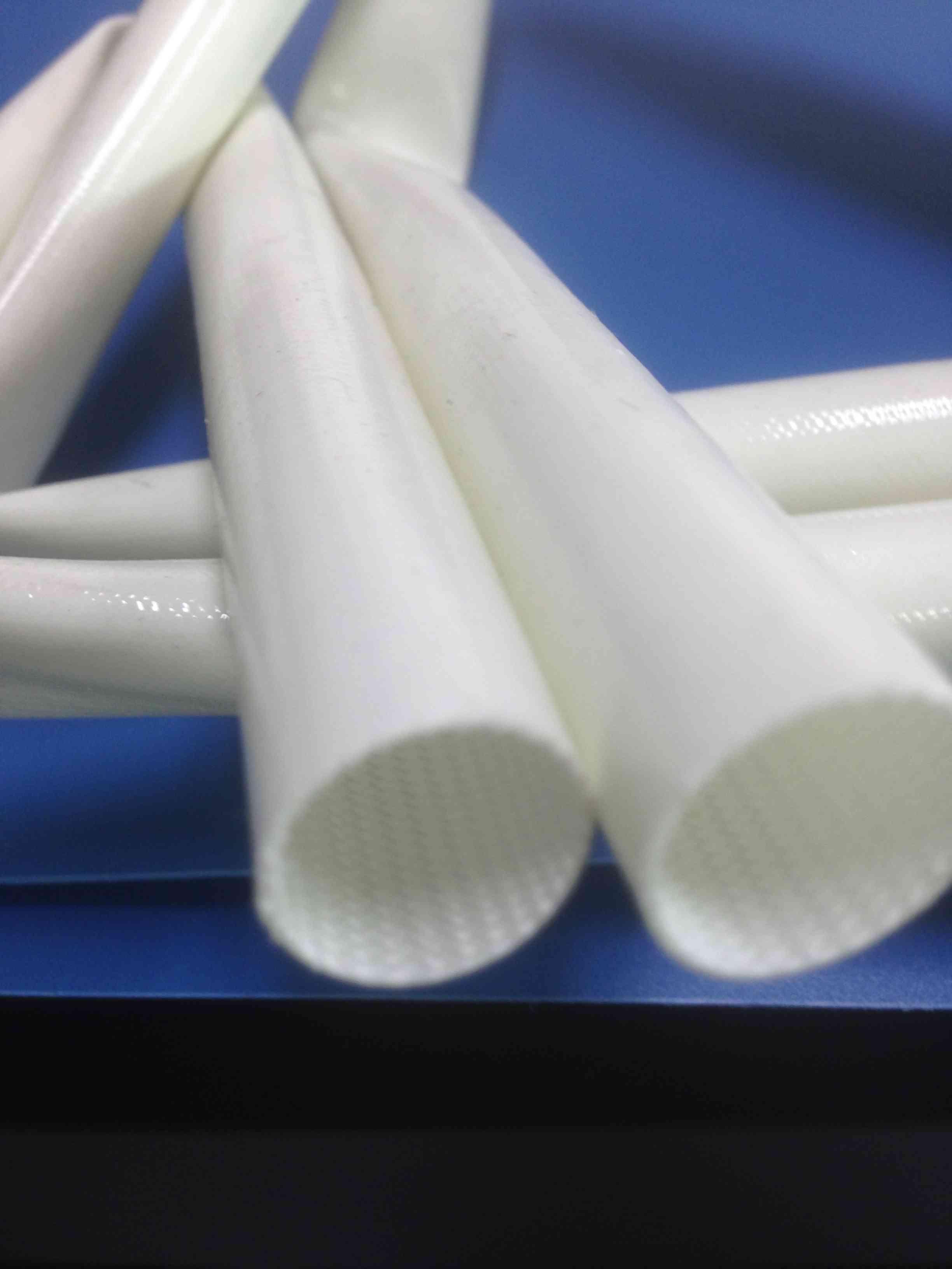 白色内纤纤维管，环保耐高温内纤外胶矽管