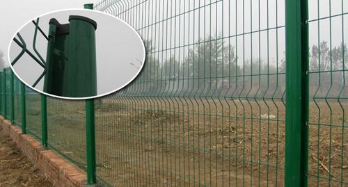 绿化带防护网电话  公园折弯围栏网
