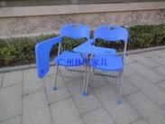 专业生产销售广州折叠椅，新款折叠椅，时尚，新颖