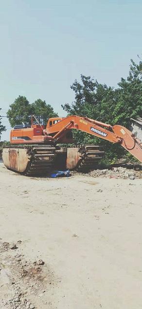 广西梧州附近水陆清淤挖掘机租赁直销