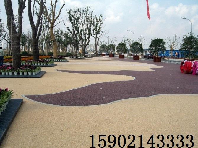 四川透水混凝土怎么做 上海压模地坪材料厂家