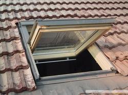 安日达斜屋顶窗，阁楼天窗，欧式木窗，斜屋顶天窗（15332116885）