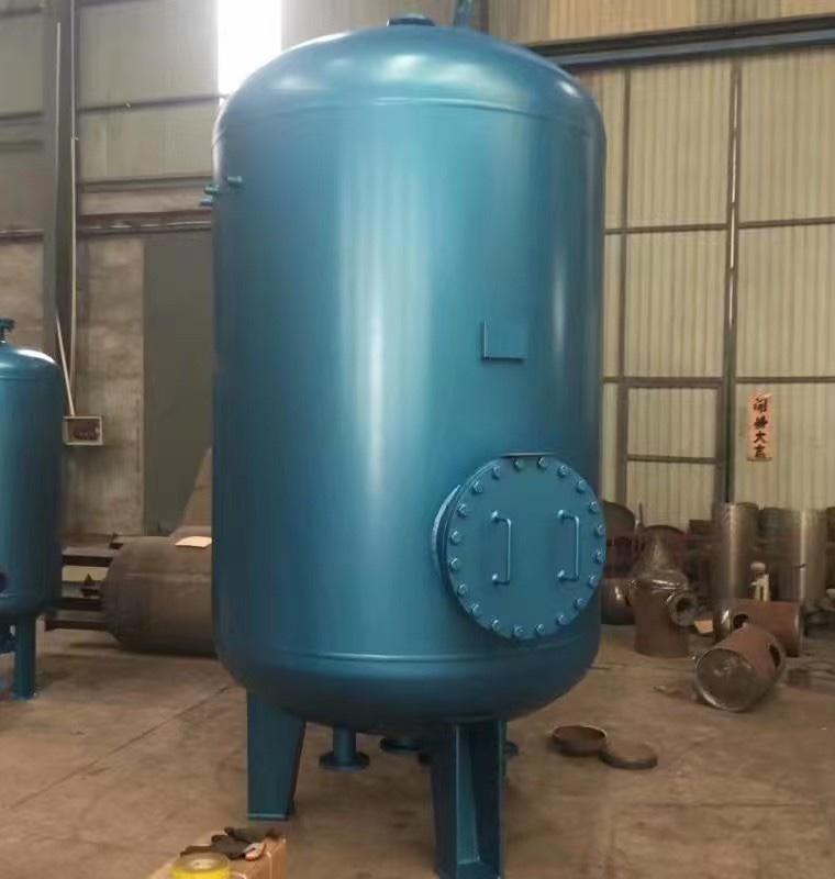 济南市张夏水暖器材厂/逆式湍流容积式换热器 