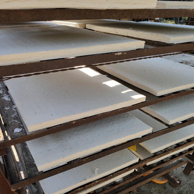 厂家低价生产硅酸铝纤维板毡