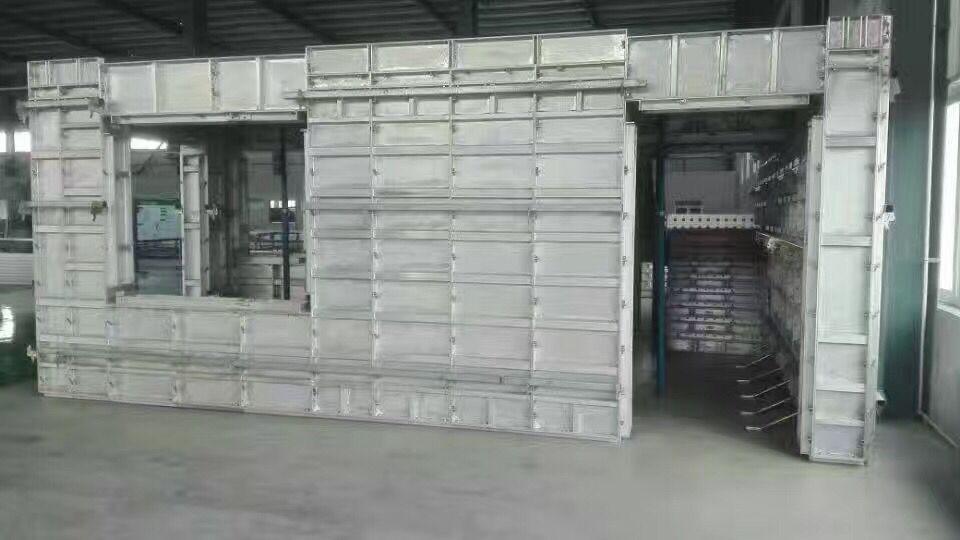 建筑铝模板